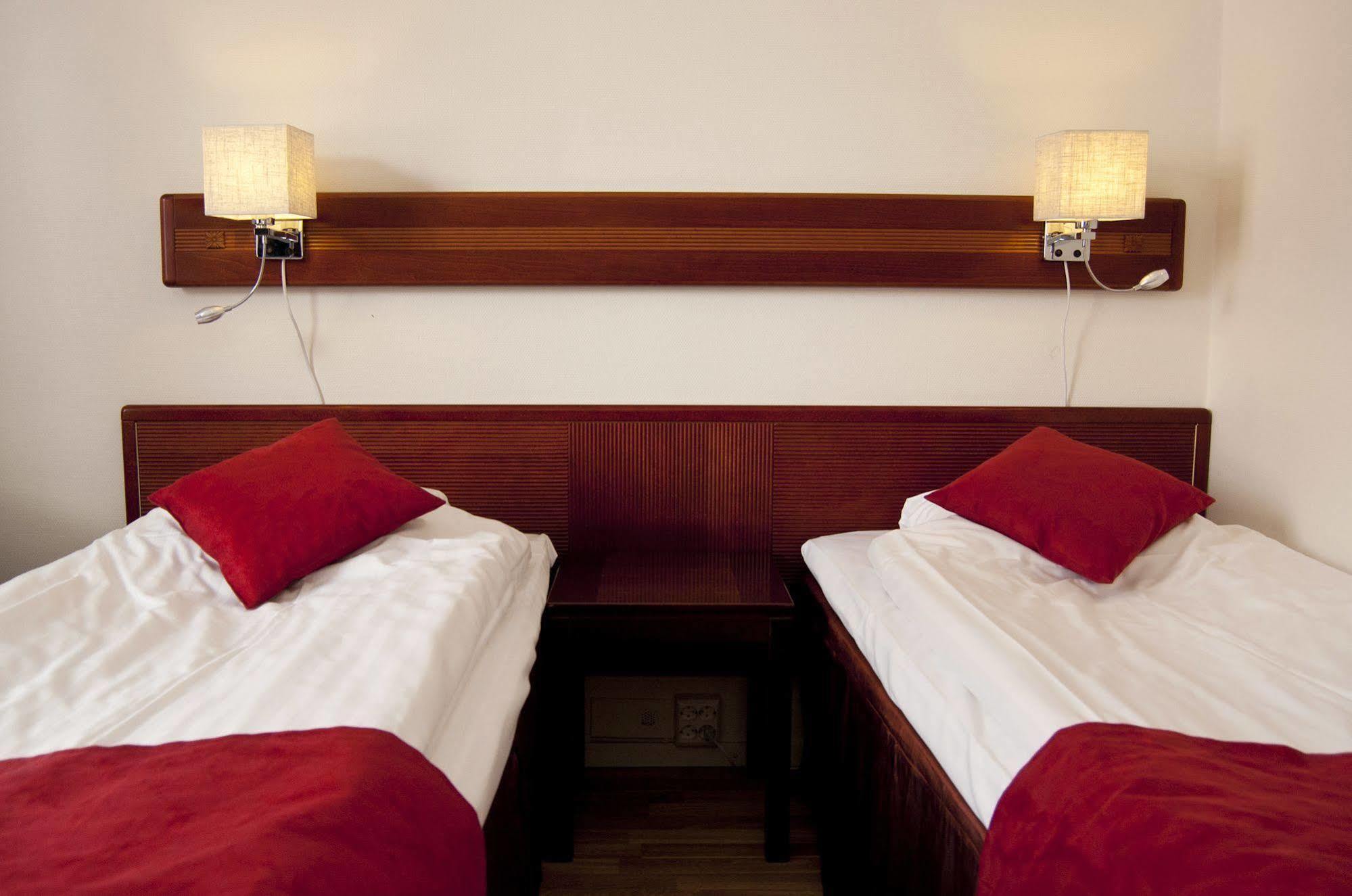 Hotell Kung Goesta By First Mora Exterior foto